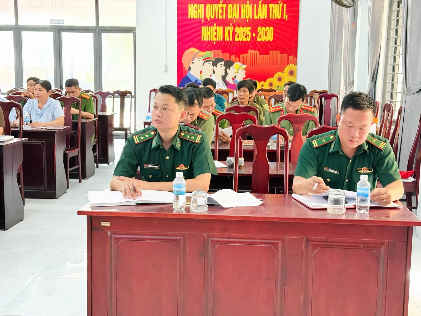 Đại biểu lực lượng vũ trang dự Hội nghị triển khai công tác tổ chức Ngày hội